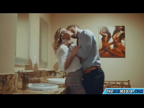❤️ When a busty blonde seduces you in a public toilet ☑ Porn video at en-gb.passionfeverspot.ru